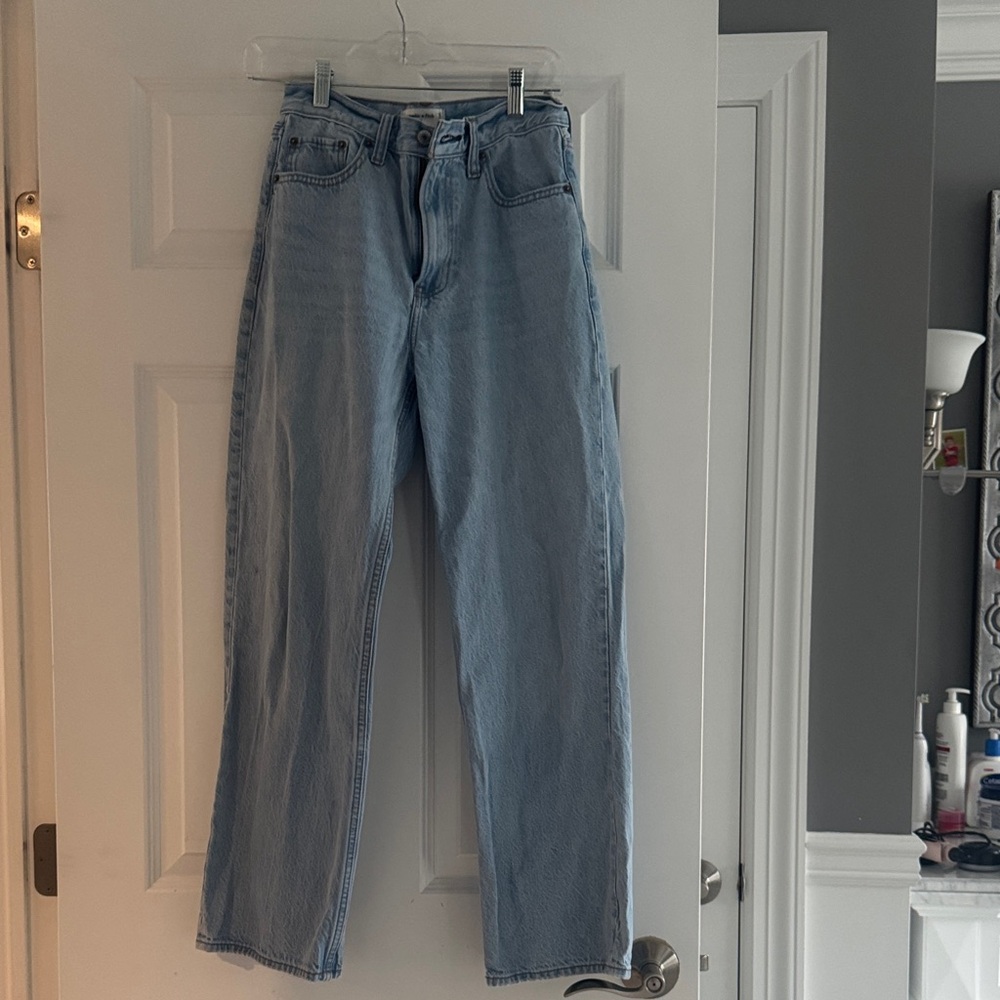 Abercrombie The Loose High Rose Jean